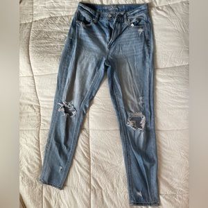 Light wash American Eagle jeans